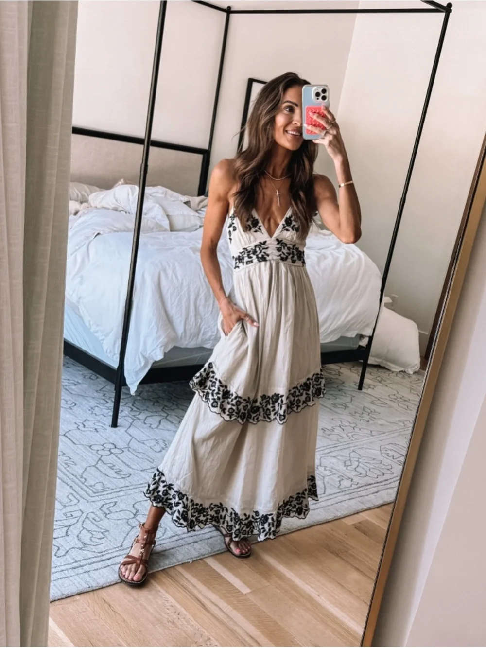 Abercrombie & Fitch Cream tiered Ruffle Maxi Dress- size MEDIUM - Picture 4 of 10